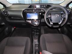 アクア S スタイルブラック