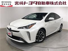 トヨタ プリウス A ツーリングセレクション