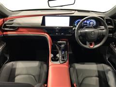 クラウンスポーツRS