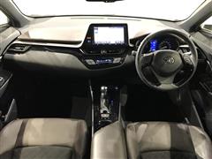 C-HR ハイブリッドG