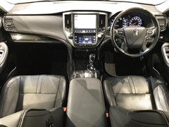 クラウン HV アスリートS J-フロ