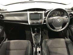 カローラフィールダー X