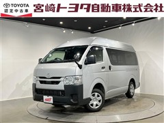 トヨタ ハイエースバン DX