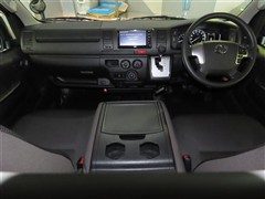ハイエースバン DX