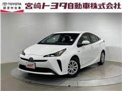 トヨタ プリウス S