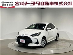 トヨタ　ヤリス X