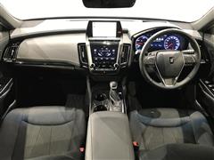 クラウン ハイブリッド S