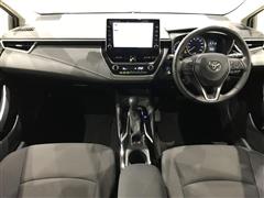 カローラツーリング HV S