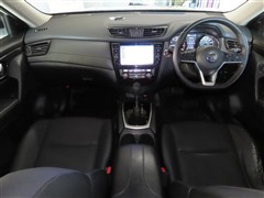 エクストレイル 20Xiハイブリッド