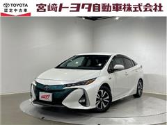 トヨタ プリウスPHV A