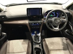 ヤリスクロス Z