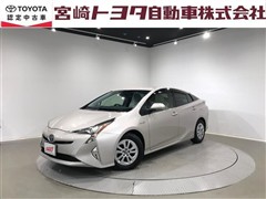 トヨタ プリウス S セーフティパッケージ