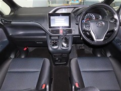 ヴォクシー ZS キラメキ