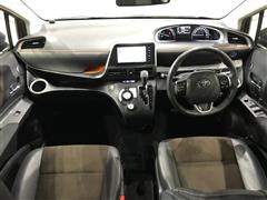 シエンタHV ファンベースG クエロ