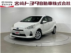 トヨタ アクア S