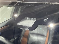 アベンシスワゴン Li