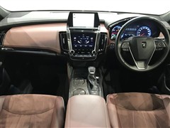 クラウン HV RSアドバンス