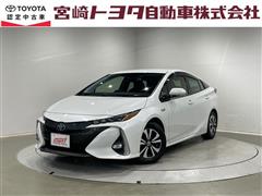 トヨタ プリウスPHV A