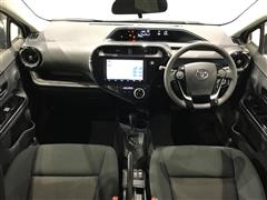 アクア S スタイルブラック