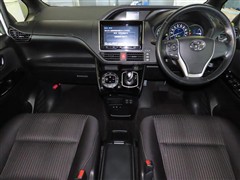 ヴォクシー ハイブリッドZS