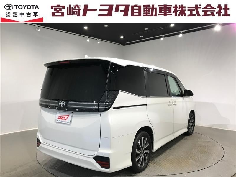 ヴォクシー S-Z（086013945187）の中古車 | トヨタ認定中古車 | トヨタ