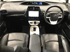 プリウス A プレミアムツーリング