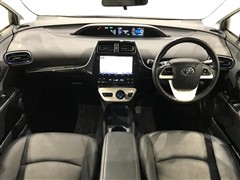 プリウス S ツーリングセレクション