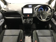 ヴォクシー ハイブリッドZS