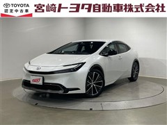 トヨタ　プリウス Z