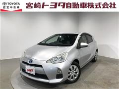 トヨタ　アクア Gブラックソフトレザーセ