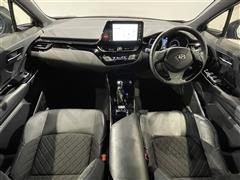 C-HR Gモードネロセーフティ+2