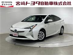プリウス S セーフティプラス