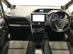 ヴォクシーHV ZSキラメキ2