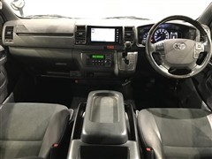 ハイエースバン SーGLダークプ2