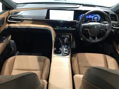 クラウン スポーツ Z