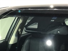 NX200t バージョンL