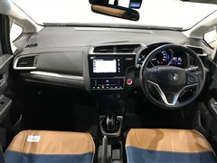 フィットHV Lホンダセンシング