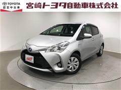 トヨタ　ヴィッツ ハイブリッド F