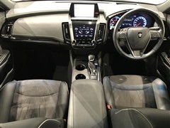 クラウン HV RS アドバンス