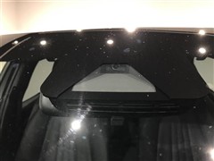 ヤリス ハイブリッド X