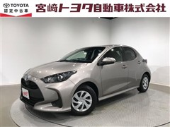 トヨタ ヤリス ハイブリッド X