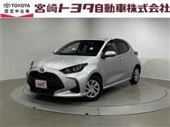 トヨタ ヤリス ハイブリッド X