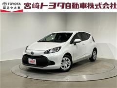 トヨタ アクア X