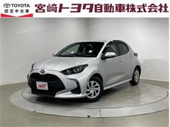 ヤリス ハイブリッド X