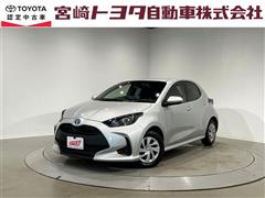 トヨタ ヤリス ハイブリッド X