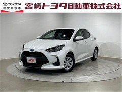 トヨタ　ヤリス ハイブリッド X