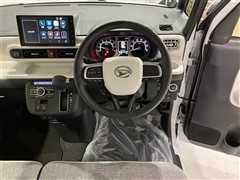 ムーヴキャンバス ストライプス G