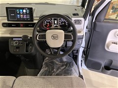 ムーヴキャンバス ストライプス G