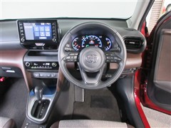 ヤリスクロス HV Z