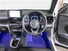 ヤリスクロス HV Z